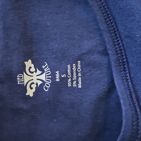 🖤💙🖤NEW MED COUTURE TRIPLE SCRUBS UNDER SHIRT WARM UP TOP BUNDLE🖤💙🖤 - Picture 4 of 10